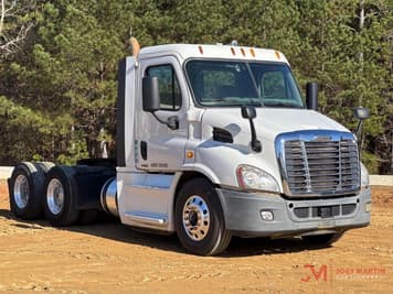 Main image Freightliner Cascadia